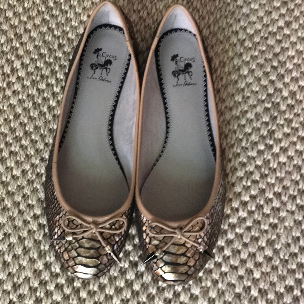 Circus by Sam Edelman 9M Metallic Gold Snake Flats